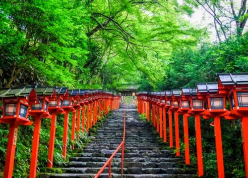 貴船神社