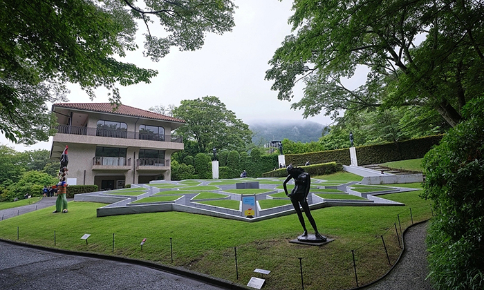 雕刻之森美術館